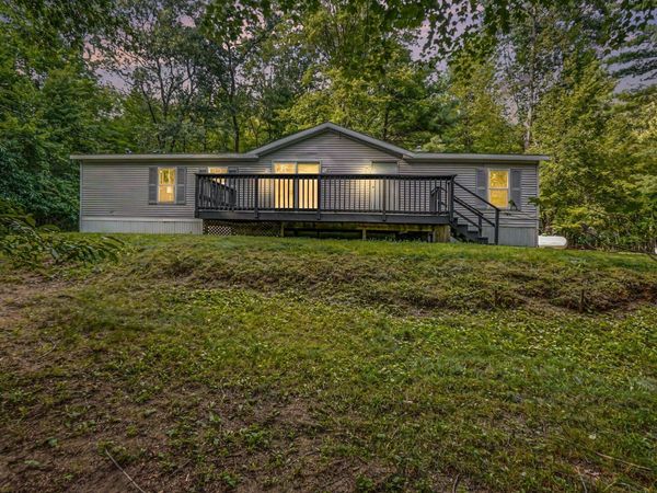 8253 E 62nd Street, Newaygo, MI 49337