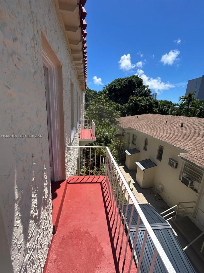 1874 SW 3rd Ave, Unit 9, Miami, FL 33129 Photo