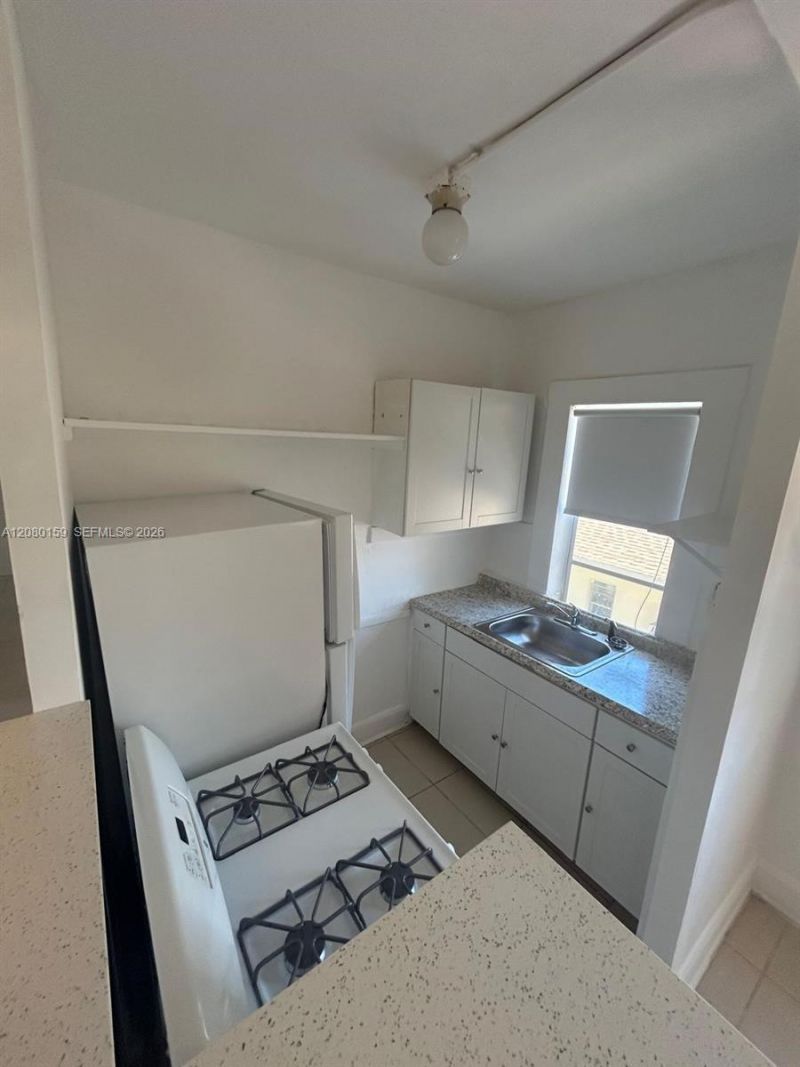 1874 SW 3rd Ave, Unit 9, Miami, FL 33129 Photo