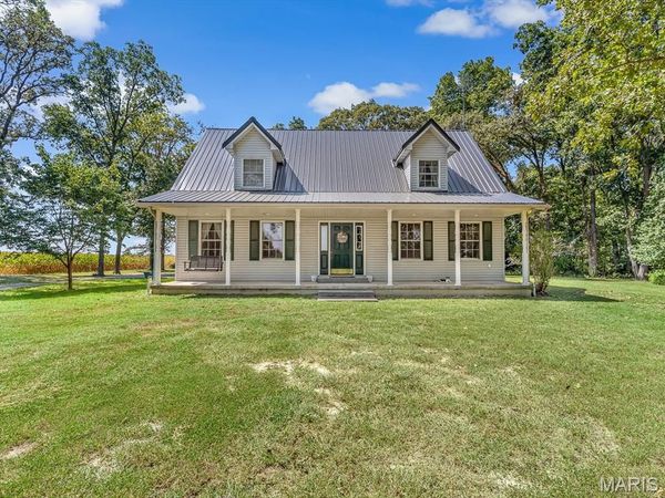 6145 Blackjack Road, Oakdale, IL 62268