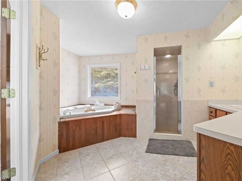8212 Timber Trail, Chagrin Falls, OH 44023 Photo 36