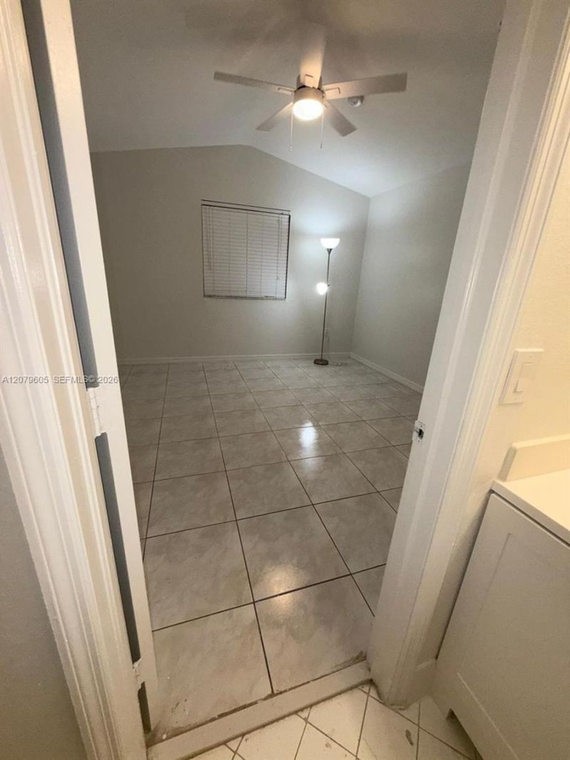 8956 W Flagler St , Unit 208, Miami, FL 33174 Photo