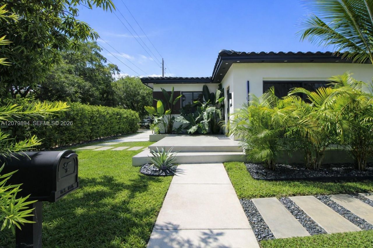 500 NW 43rd St , Miami, FL 33127 Photo