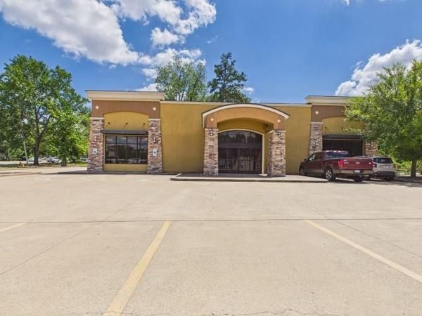 520 N Main, Lindale, TX 75771