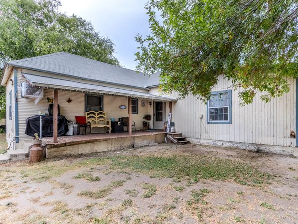 256 S BROADWAY, Spofford, TX 78877