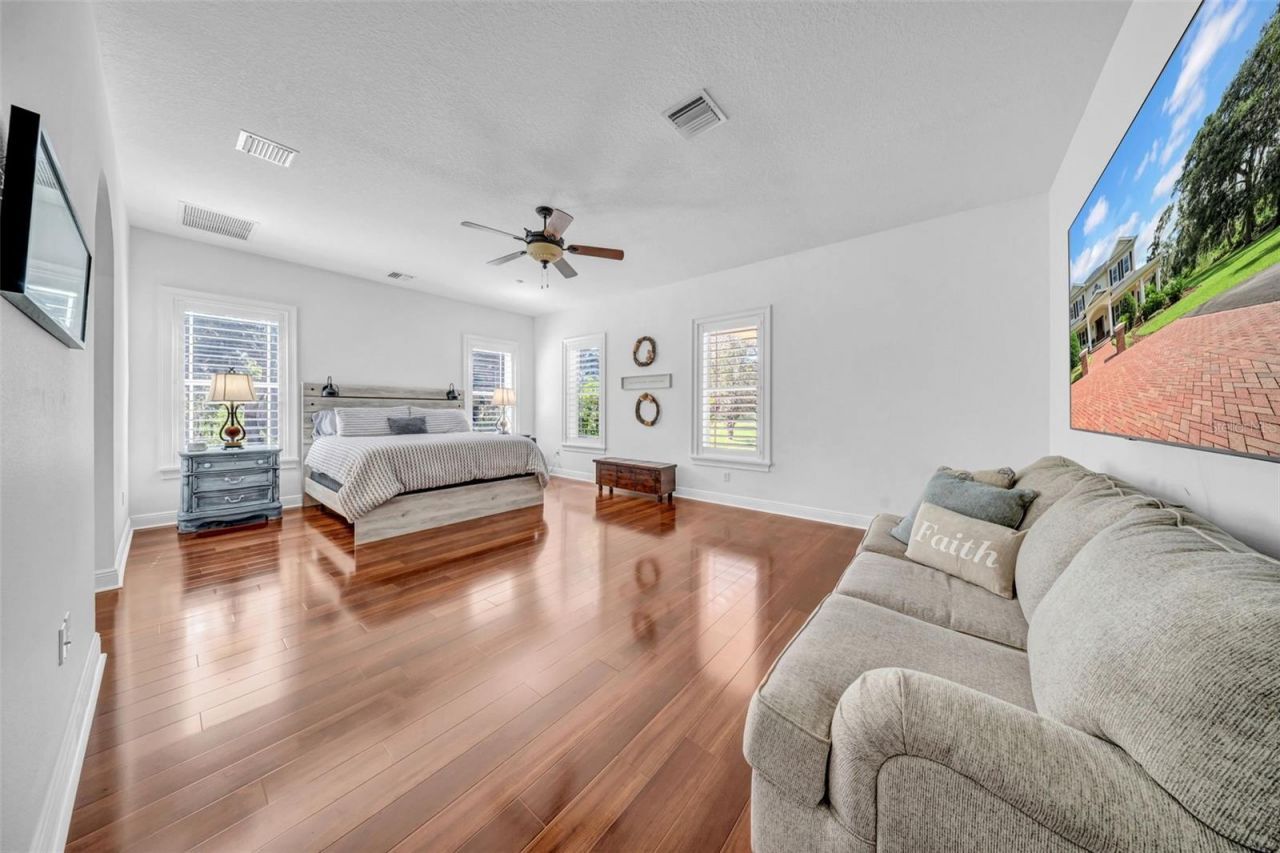 17930 Dorman Road, Lithia, FL 33547 Photo