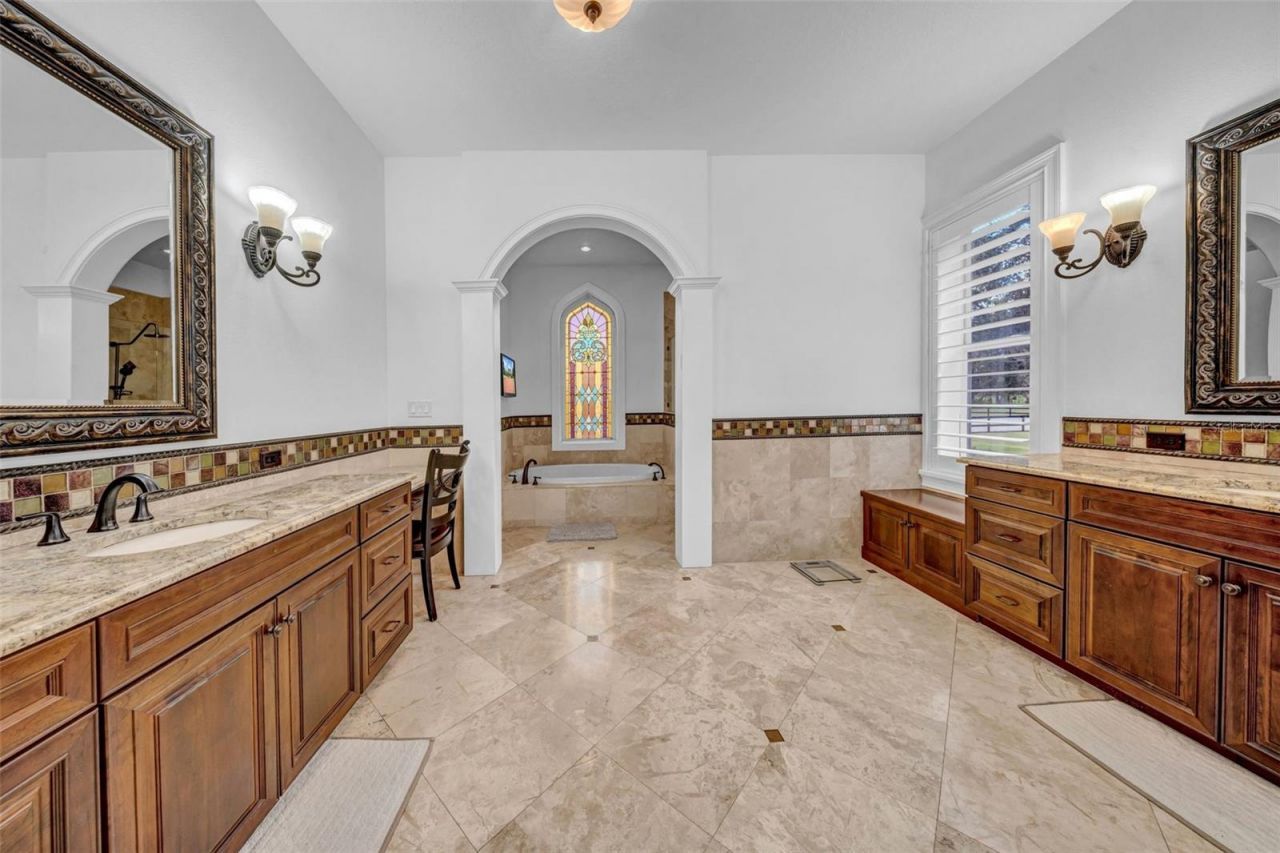 17930 Dorman Road, Lithia, FL 33547 Photo
