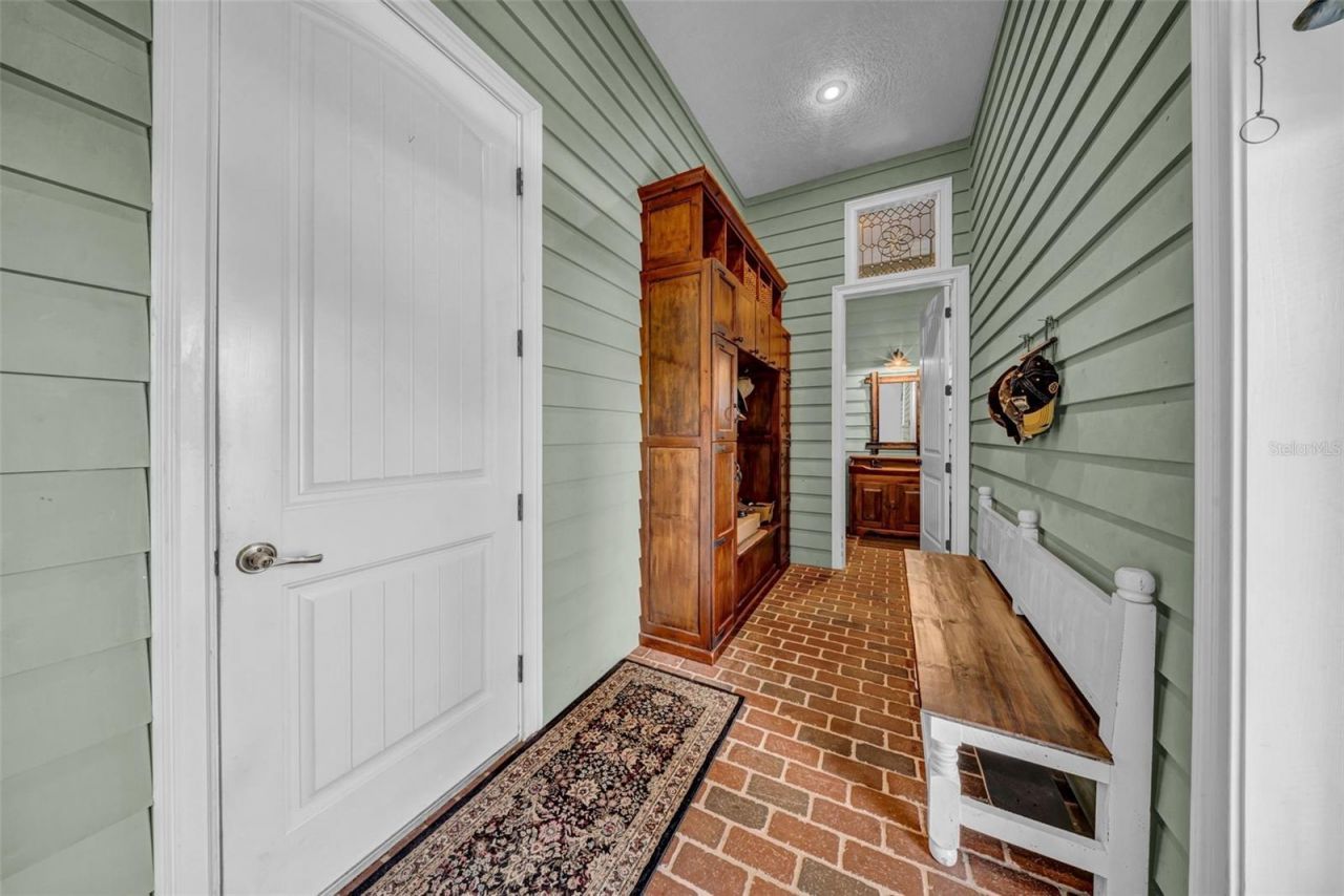 17930 Dorman Road, Lithia, FL 33547 Photo