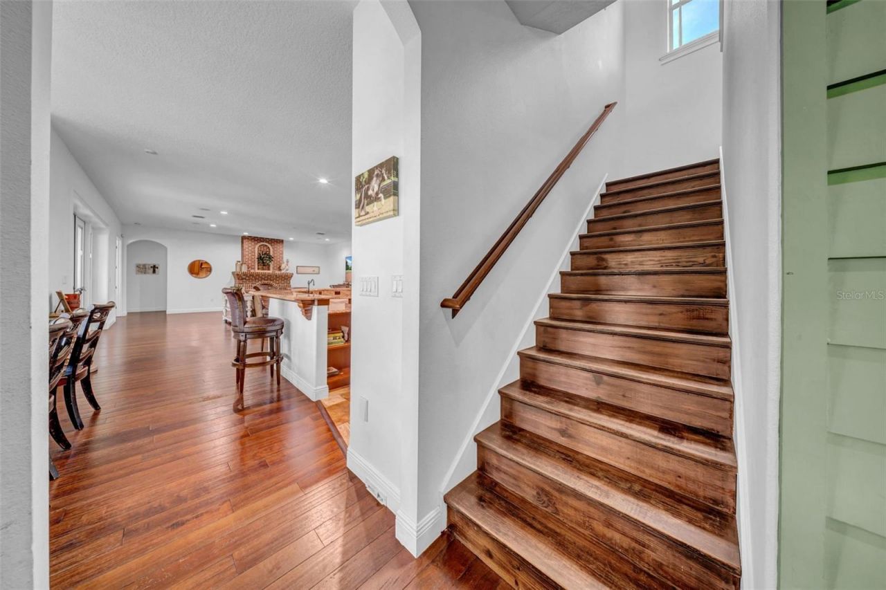 17930 Dorman Road, Lithia, FL 33547 Photo
