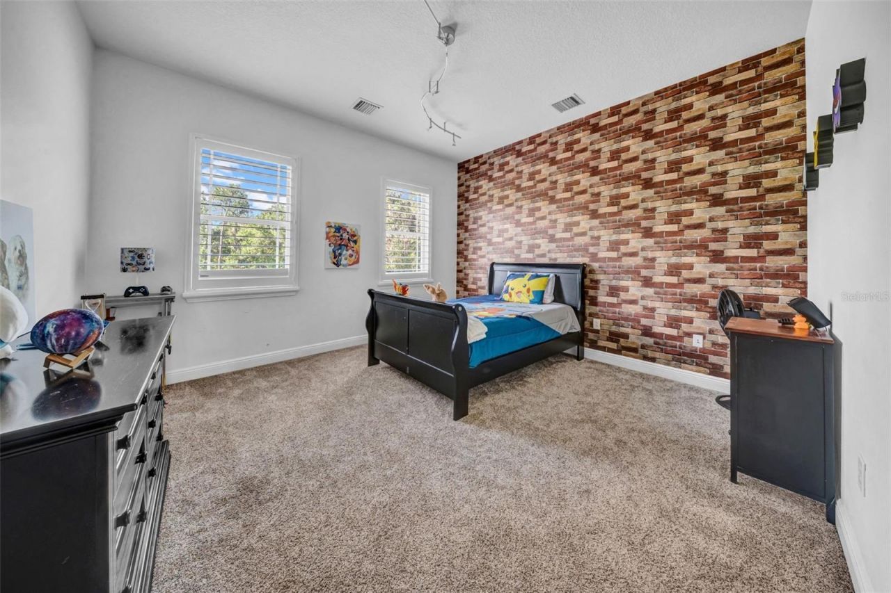 17930 Dorman Road, Lithia, FL 33547 Photo