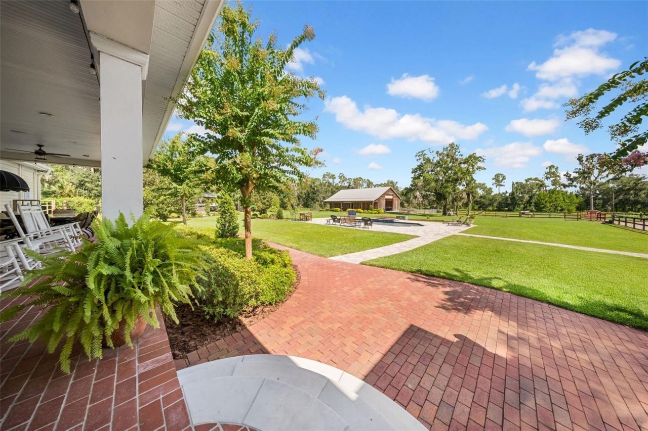 17930 Dorman Road, Lithia, FL 33547 Photo
