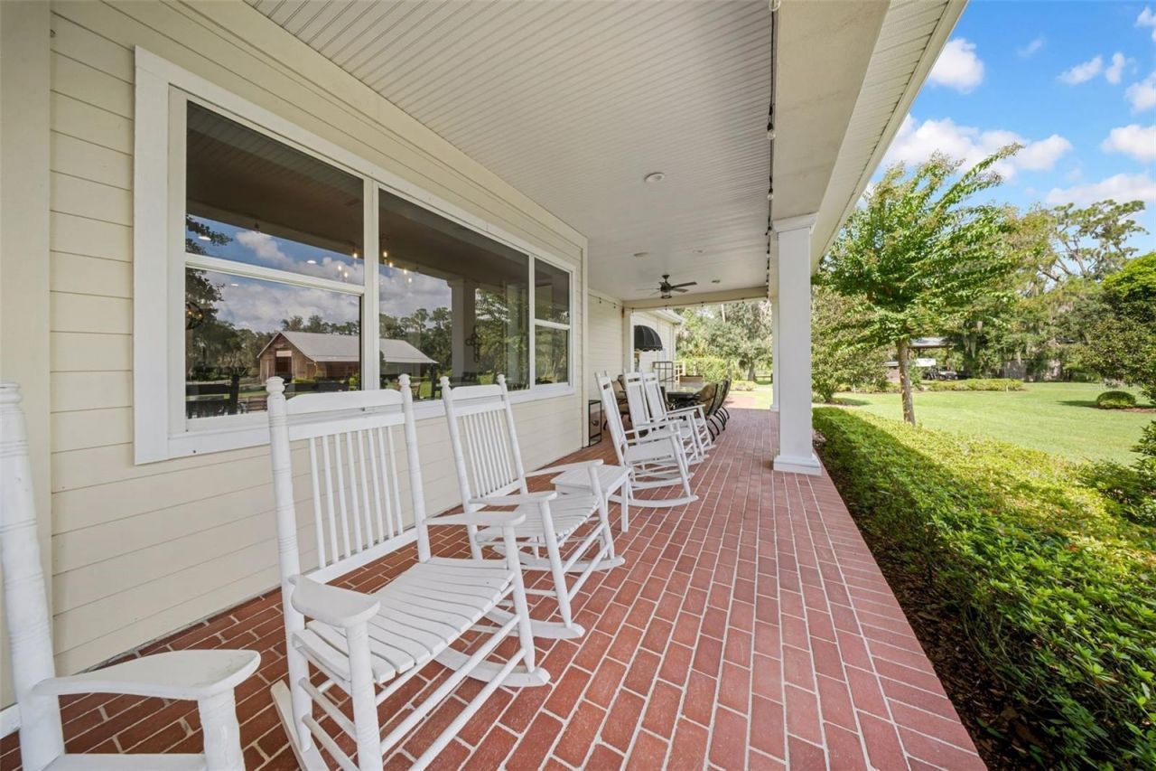17930 Dorman Road, Lithia, FL 33547 Photo