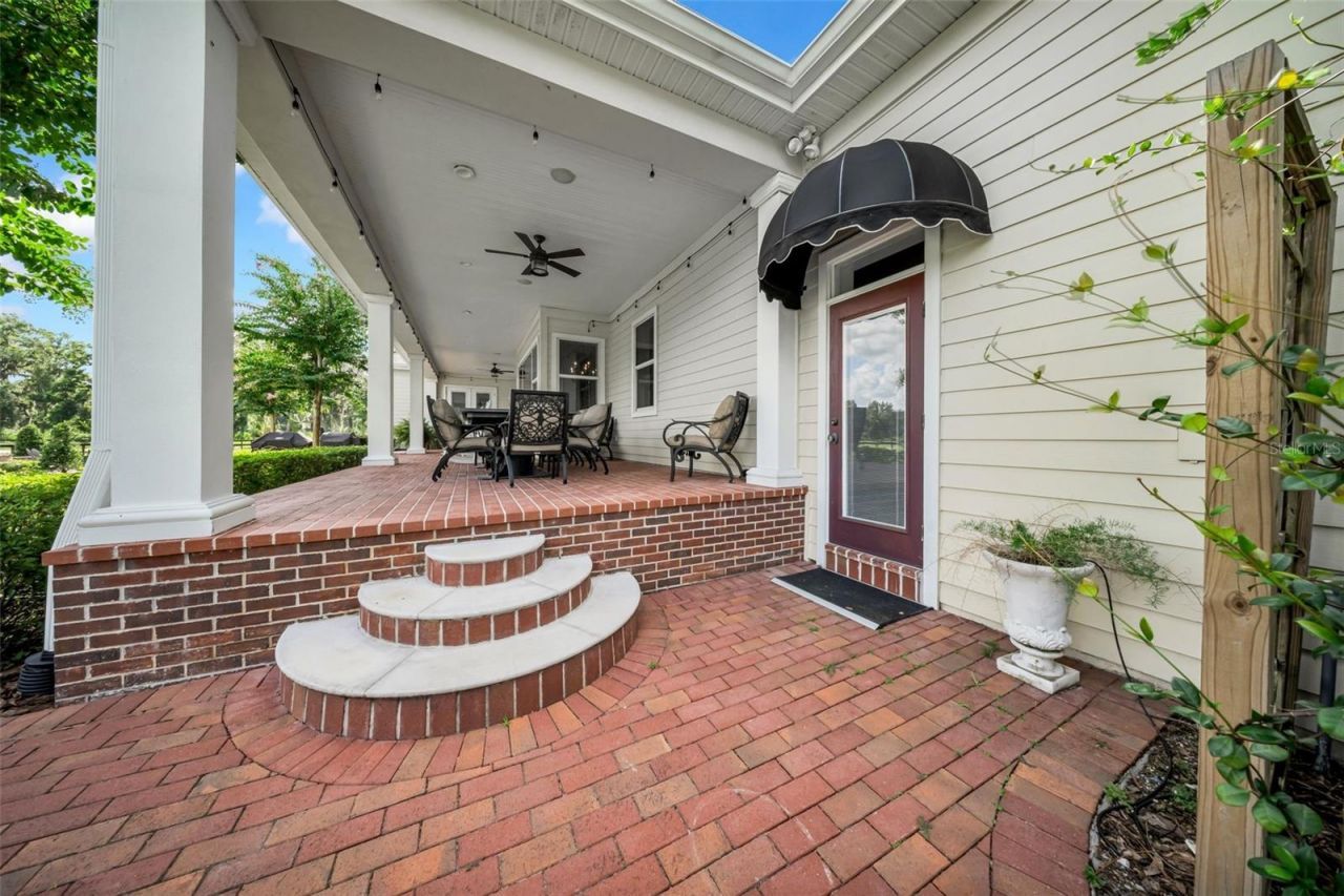 17930 Dorman Road, Lithia, FL 33547 Photo
