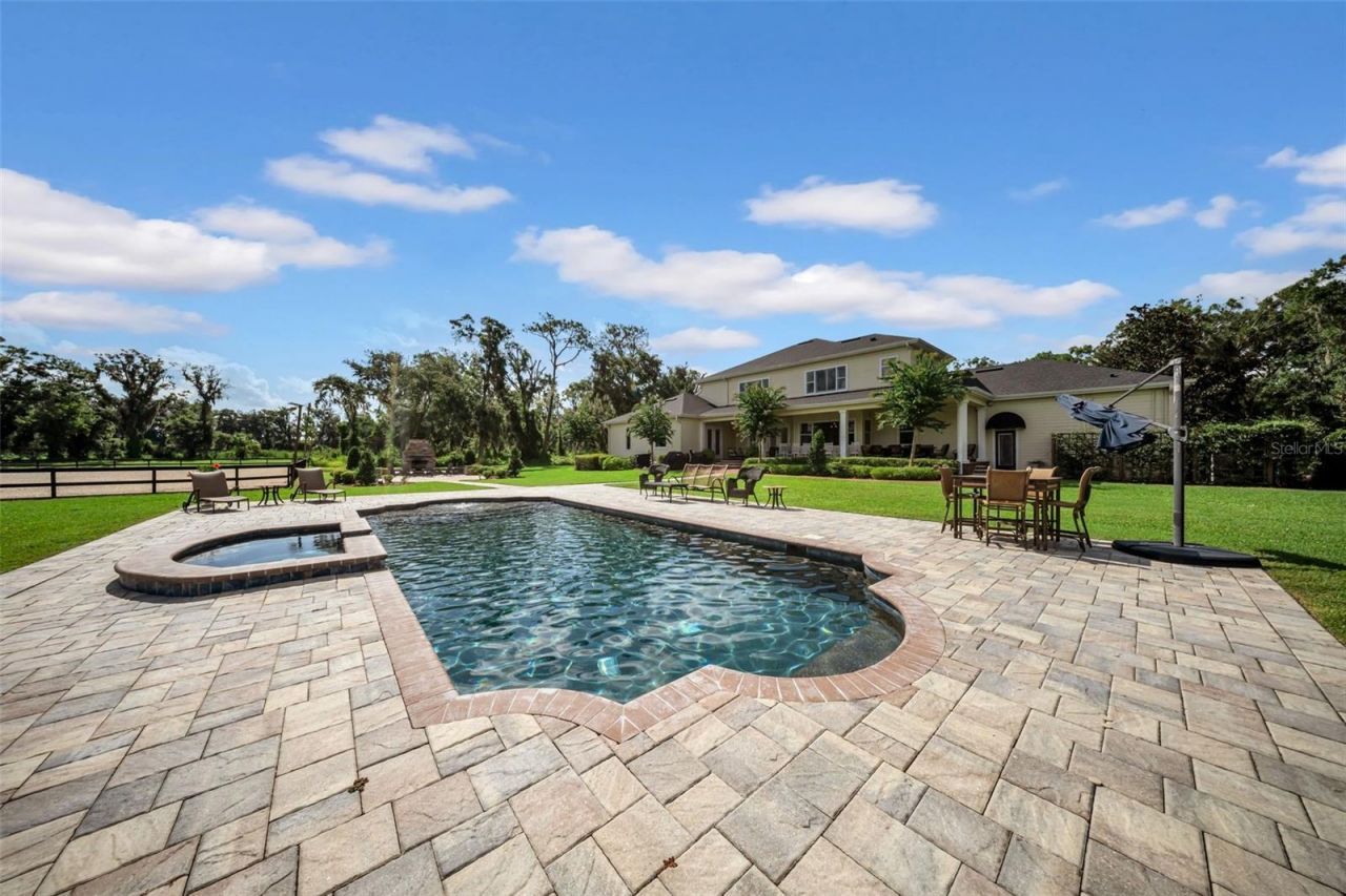 17930 Dorman Road, Lithia, FL 33547 Photo