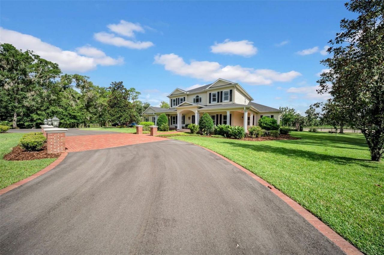 17930 Dorman Road, Lithia, FL 33547 Photo