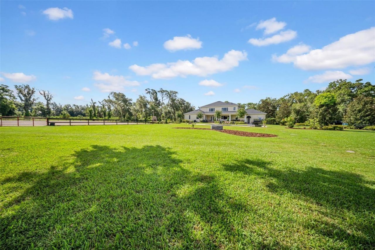 17930 Dorman Road, Lithia, FL 33547 Photo