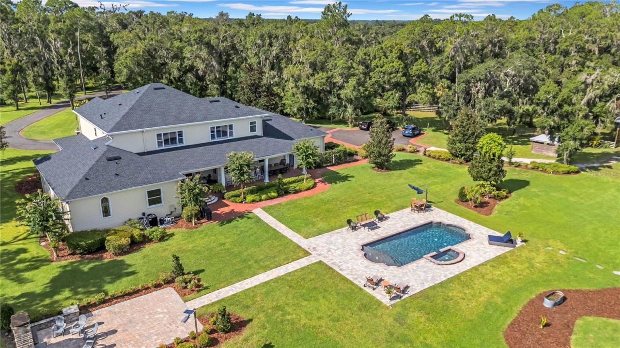 17930 Dorman Road, Lithia, FL 33547 Photo