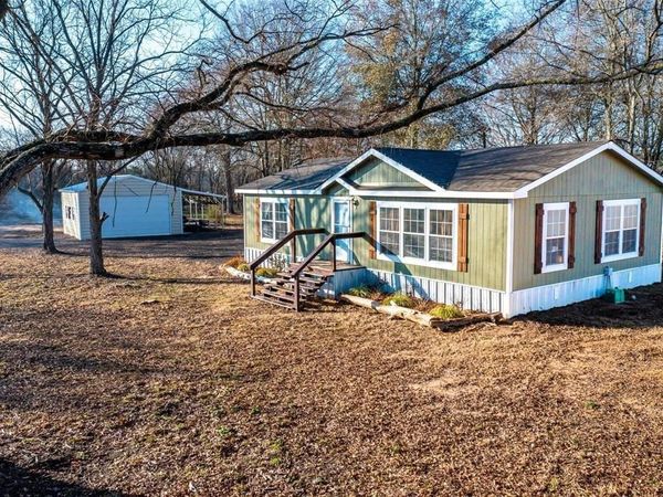 1920 Fm 2948, Como, TX 75431