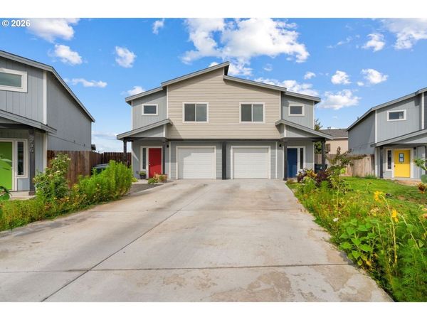 229 MERRICK AVE, Umatilla, OR 97882