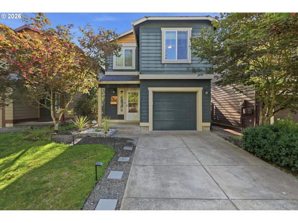466 S CORINNE DR, Newberg, OR 97132