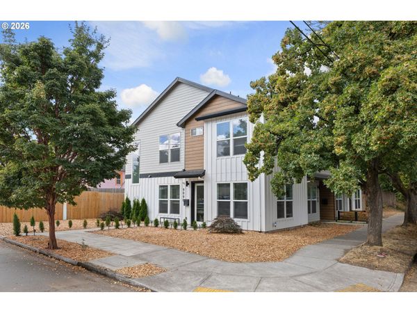 9890 N SYRACUSE ST, Portland, OR 97203