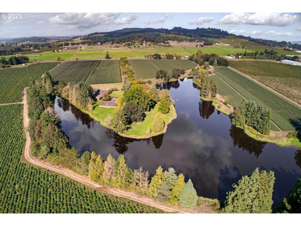 13750 SE LOCKS LOOP RD, Dayton, OR 97114
