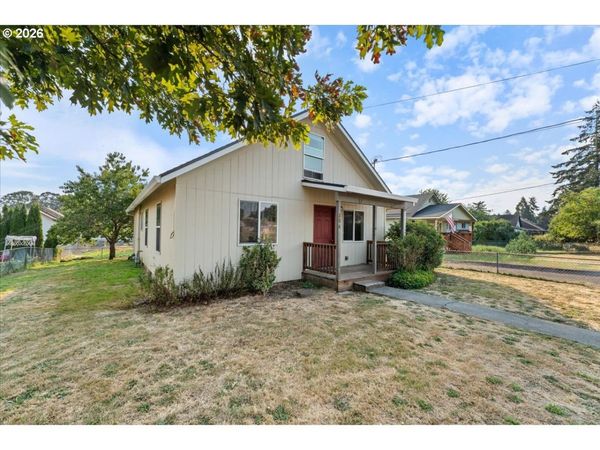 254 N 6TH ST, St. Helens, OR 97051