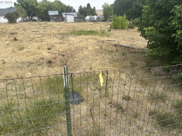 100 E Main, Long Creek, OR 97856
