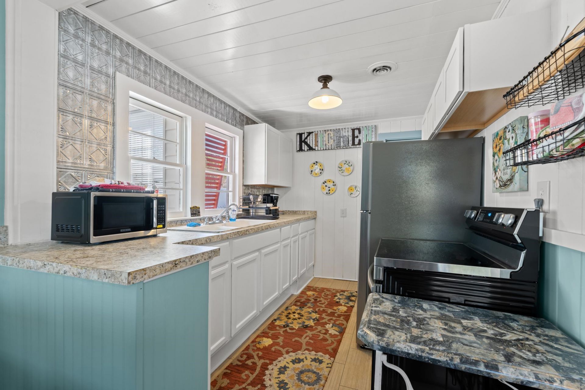 3703 Poinsett St.  Photo 9