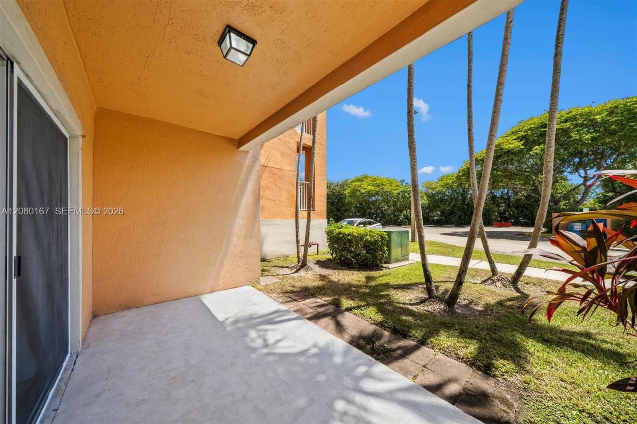 6992 SW 39th St , Unit I104, Davie, FL 33314 Photo