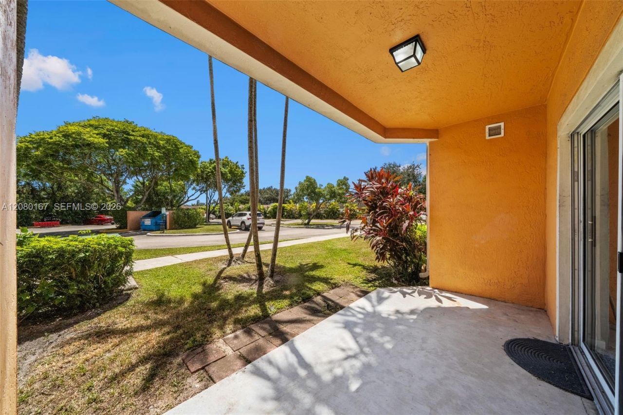 6992 SW 39th St , Unit I104, Davie, FL 33314 Photo