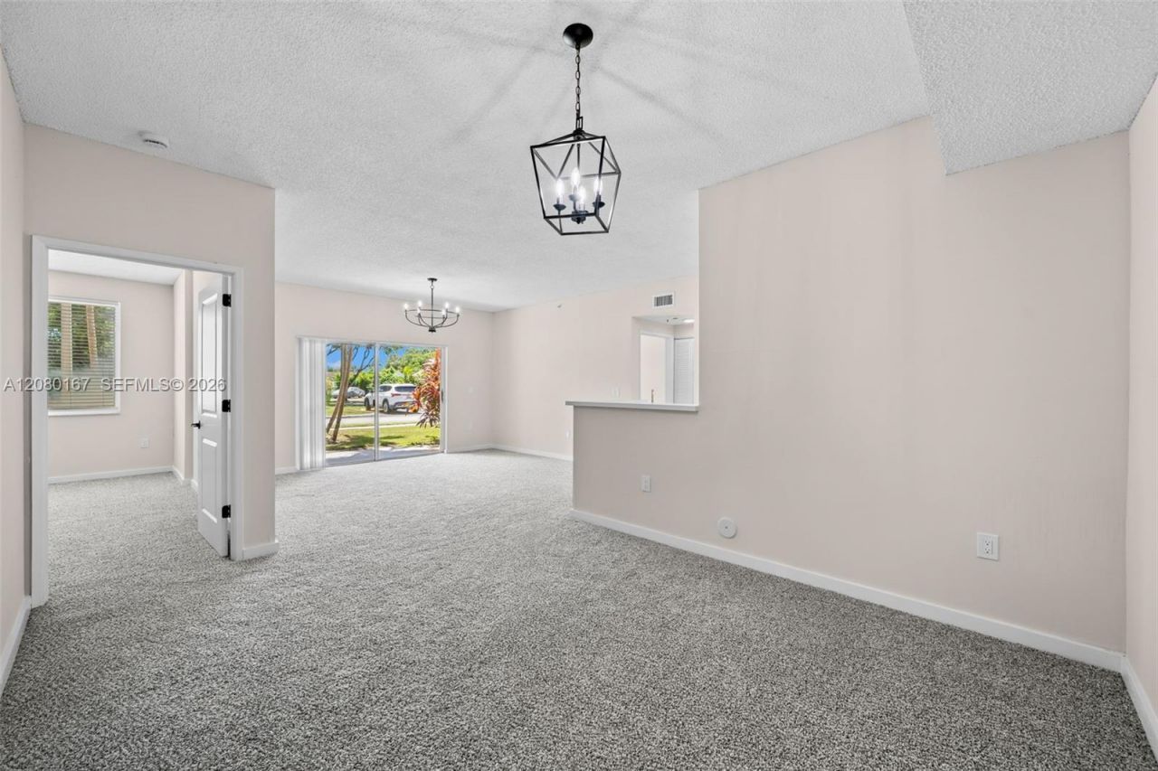 6992 SW 39th St , Unit I104, Davie, FL 33314 Photo