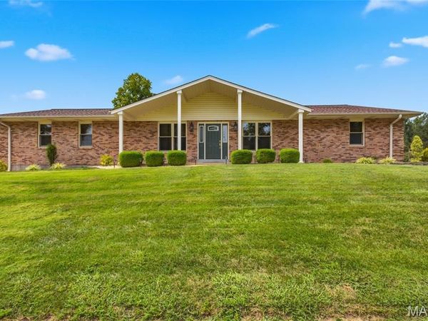 4550 Mattis Road, Mehlville, MO 63128