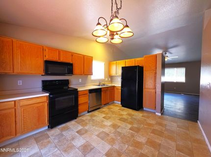 6050 Yukon Drive, Sun Valley, NV 89433 Photo