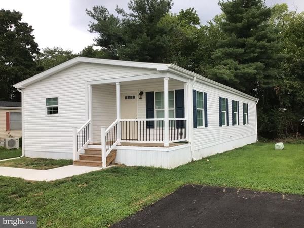 5102 GALEN DRIVE , MORRISVILLE, PA 19067