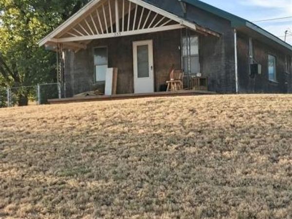 333 E 4th Street, Hydro, OK 73048