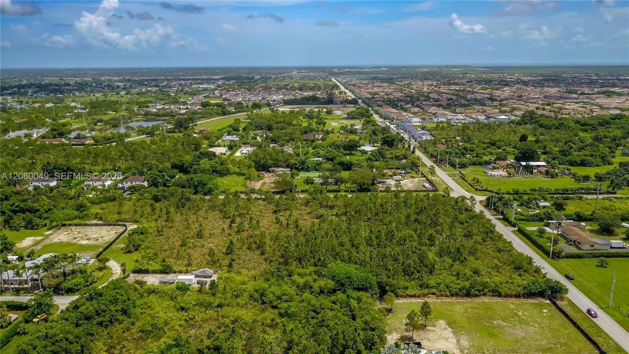 12251 SW 230th Street , Miami, FL 33170 Photo