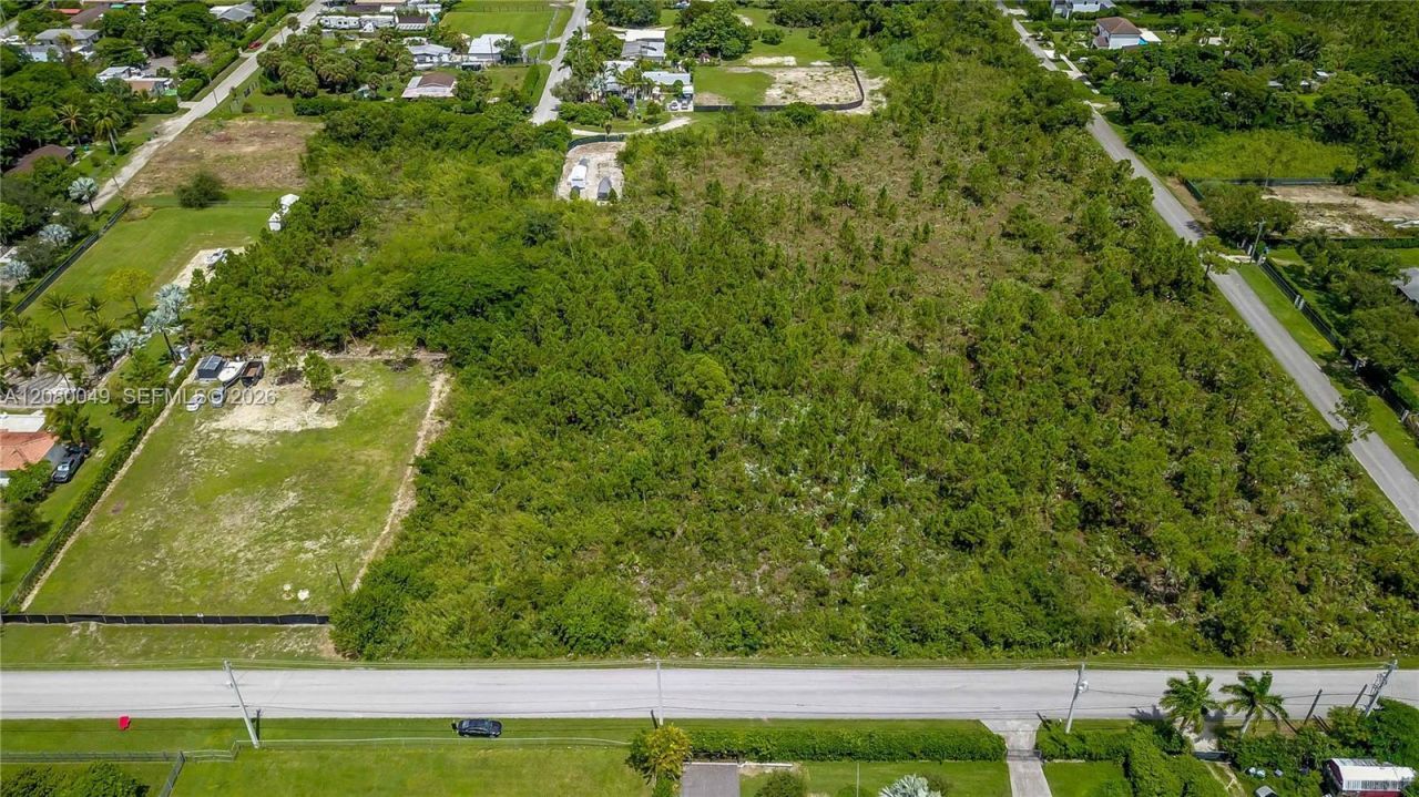 12251 SW 230th Street , Miami, FL 33170 Photo