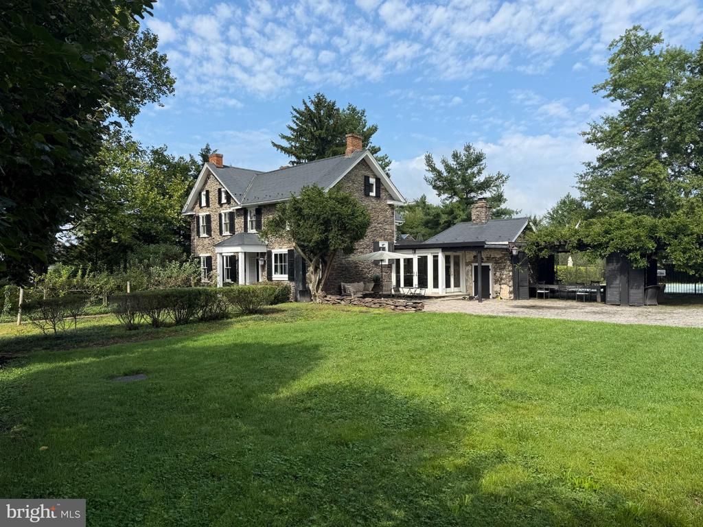 4273 DURHAM ROAD , KINTNERSVILLE, PA 18930