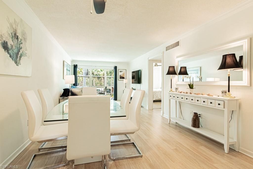 72 7th St S, Unit 203, Naples, FL 34102 Photo