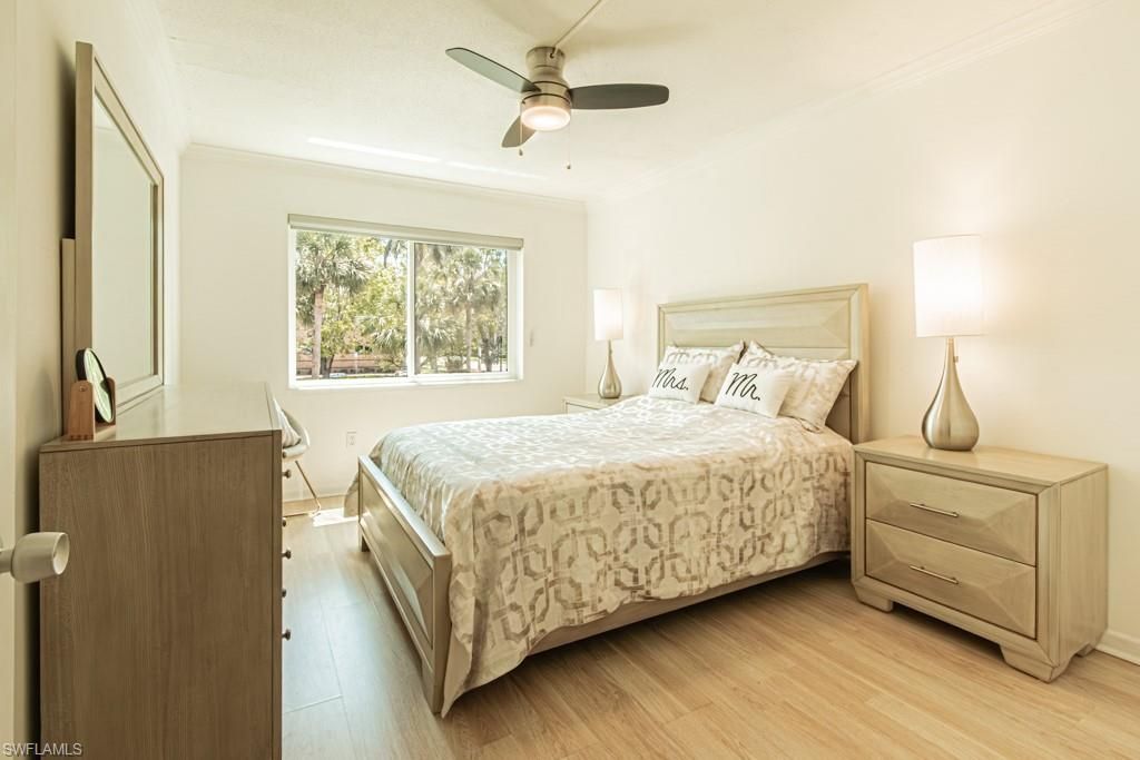72 7th St S, Unit 203, Naples, FL 34102 Photo