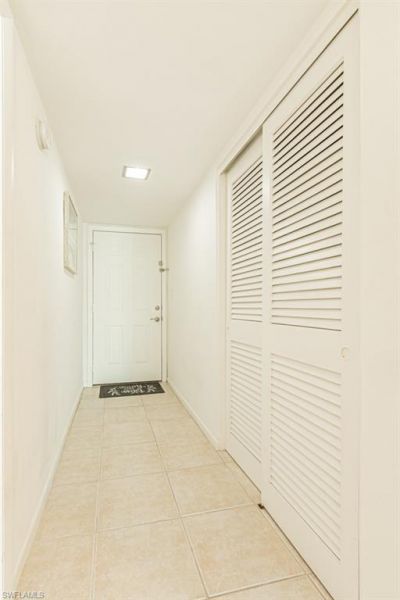72 7th St S, Unit 203, Naples, FL 34102 Photo