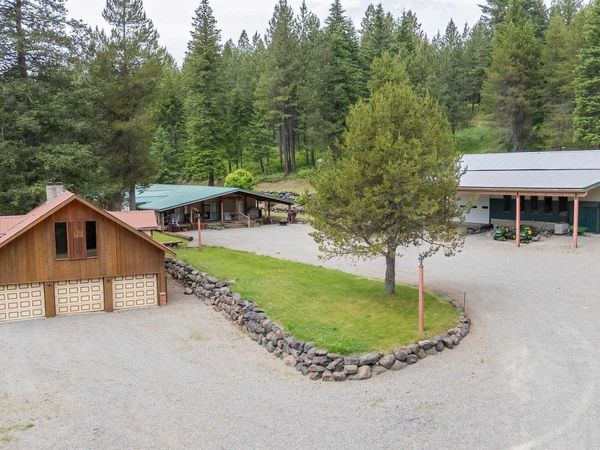 20611 E Wallis Rd, Mead, WA 99021