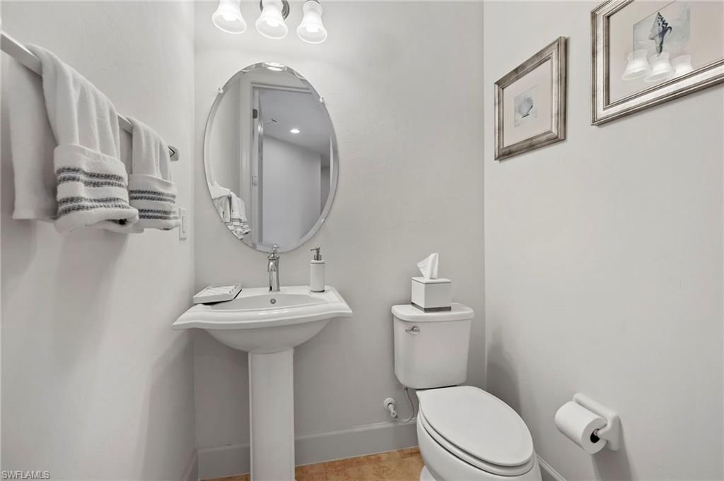10251 Glastonbury Cir , Unit 201, Fort Myers, FL 33913 Photo