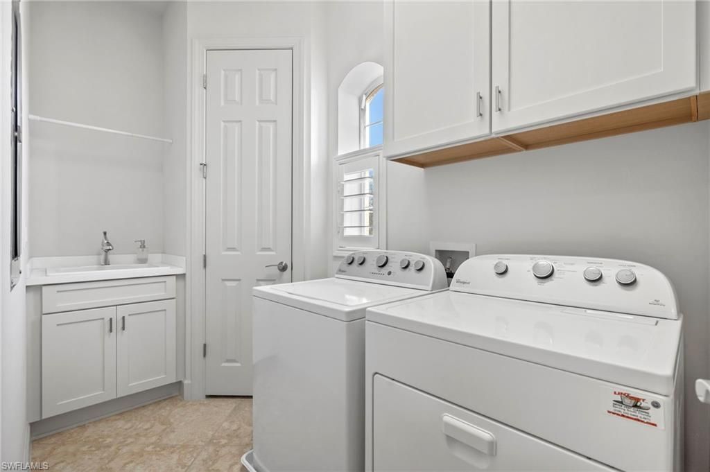 10251 Glastonbury Cir , Unit 201, Fort Myers, FL 33913 Photo