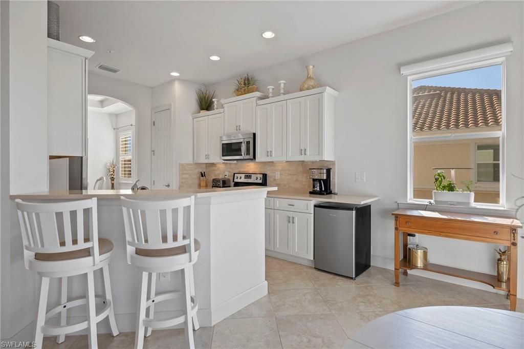 10251 Glastonbury Cir , Unit 201, Fort Myers, FL 33913 Photo