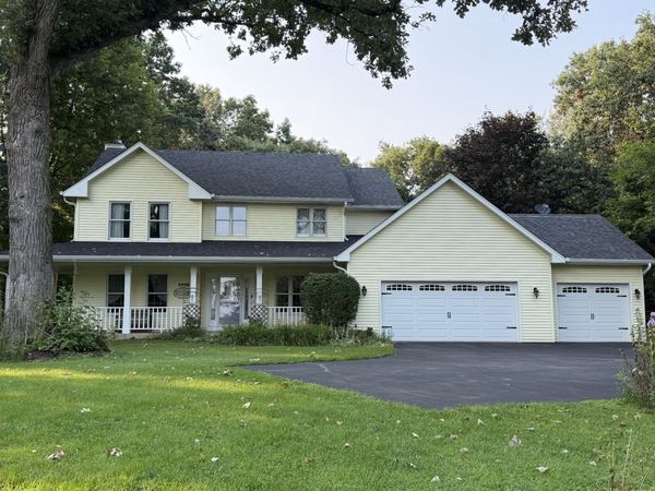 11115 E Riviera Drive , Spring Grove, IL 60081