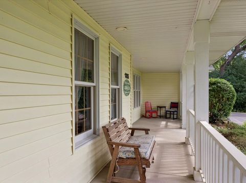 Main Photo