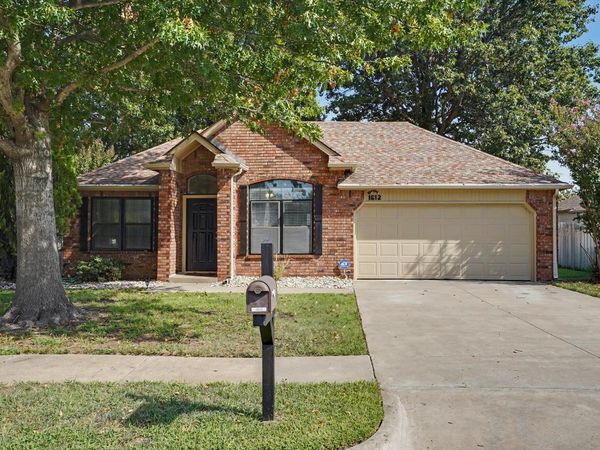 1612 W Delmar Street , Broken Arrow, OK 74012