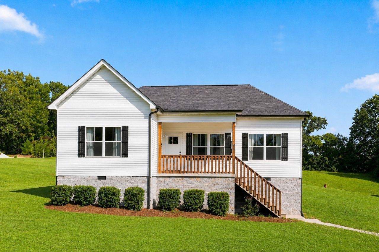 865 Hafner Rd , Charlotte, TN 37036 Main Photo
